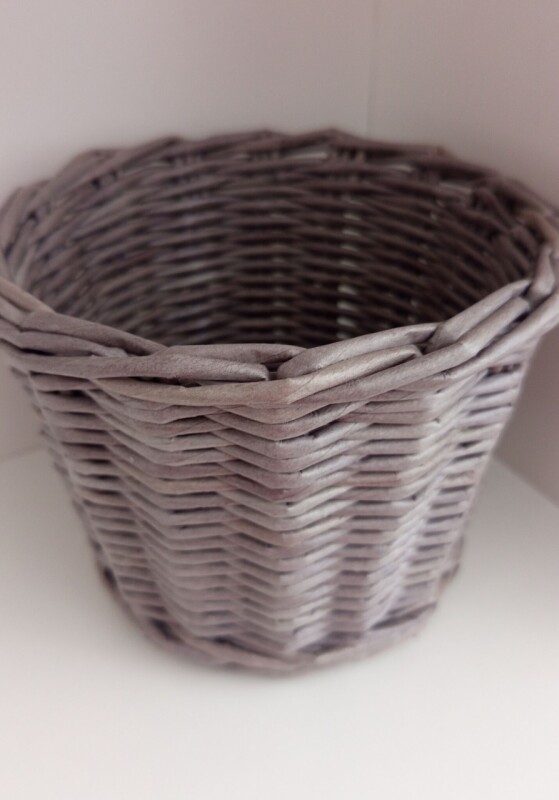 Celovypletaný košík (kvetináč) 